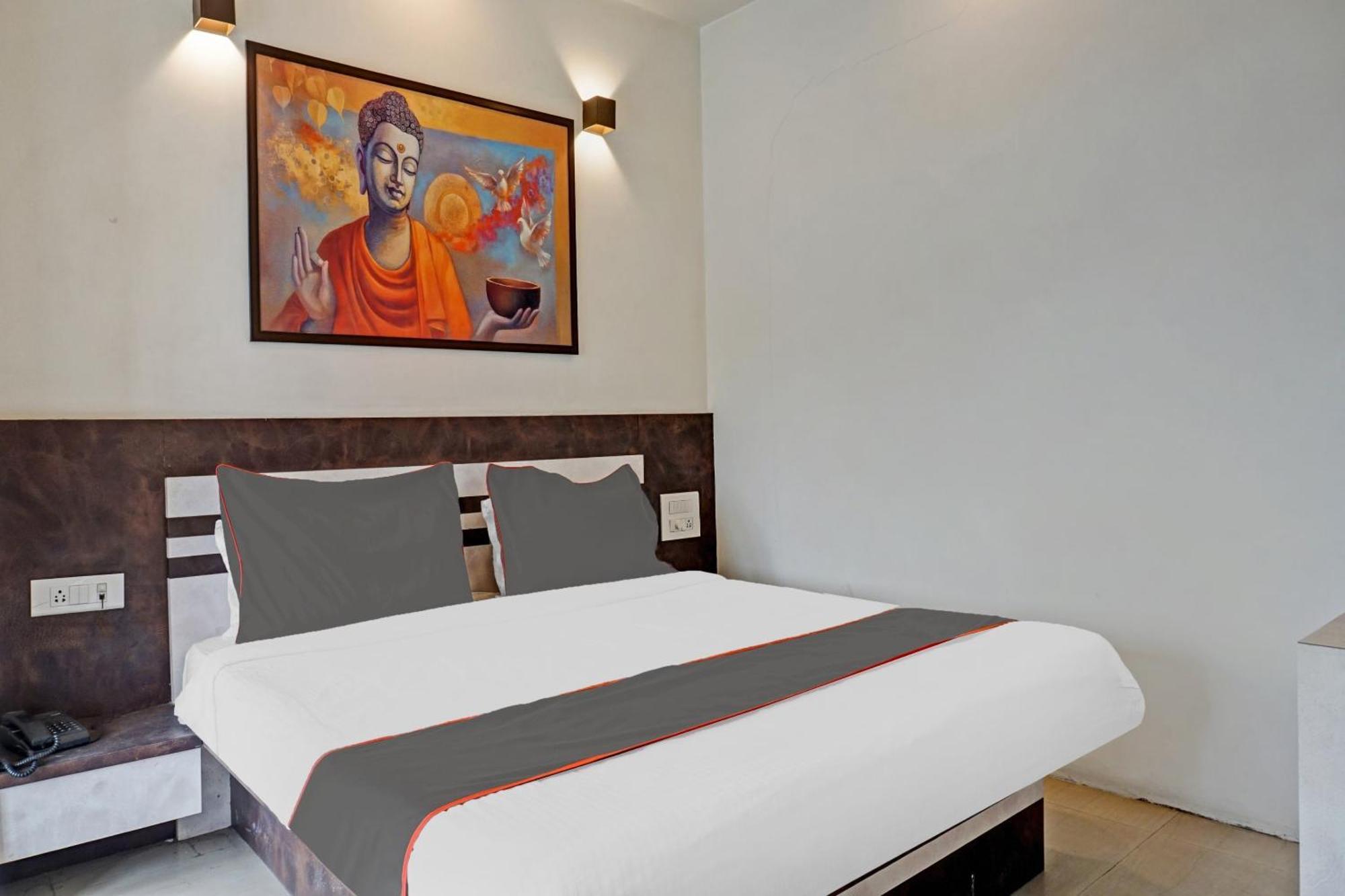 Collection O Royce Studios Near Pune Airport Exterior foto